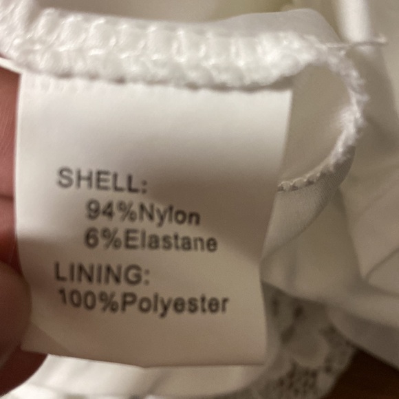 Dressystar Hi-Low Floral Lace Dress. Size Medium - Picture 10 of 12